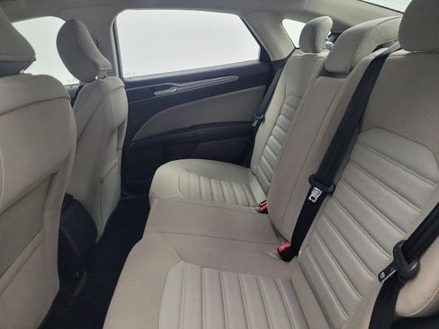 Used 2018 Ford Fusion S FWD image 18