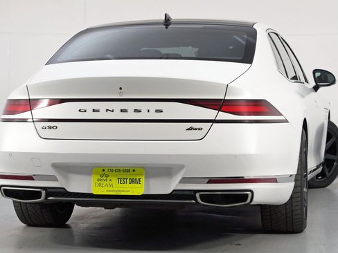 Used 2023 Genesis G90 3.5T image 5