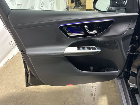 Used 2025 Mercedes-Benz GLC 300 GLC 300 image 15