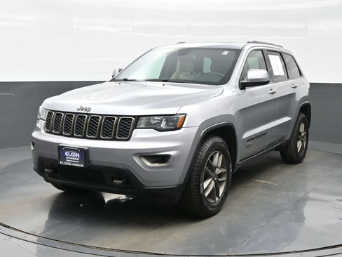 Used 2016 Jeep Grand Cherokee Laredo 75th Anniversary AWD/4WD image 1