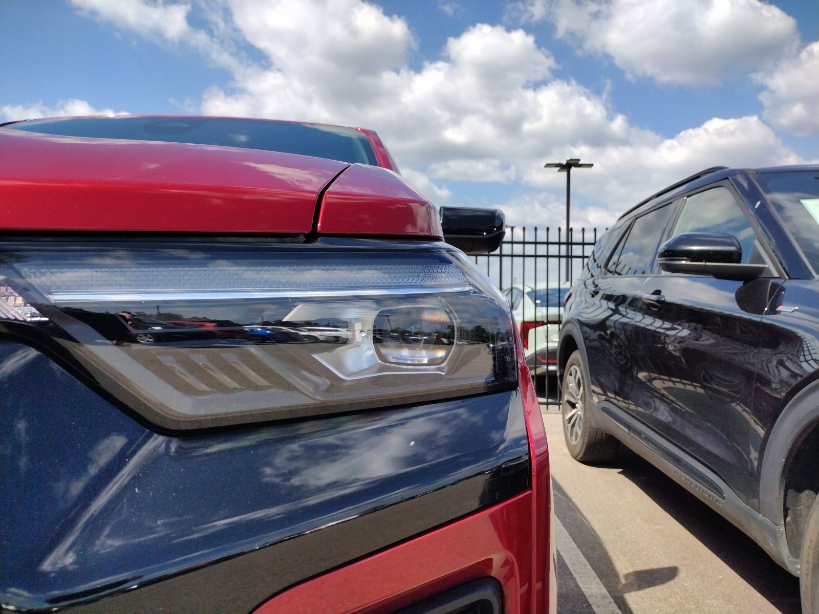 Used 2024 Chevrolet Colorado Z71 w/ Z71 Convenience Package 2 AWD/4WD image 4