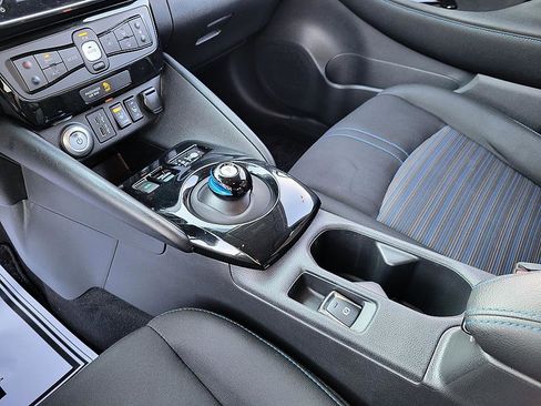 Used 2024 Nissan Leaf SV Plus image 15