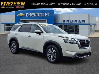 Used 2022 Nissan Pathfinder SL