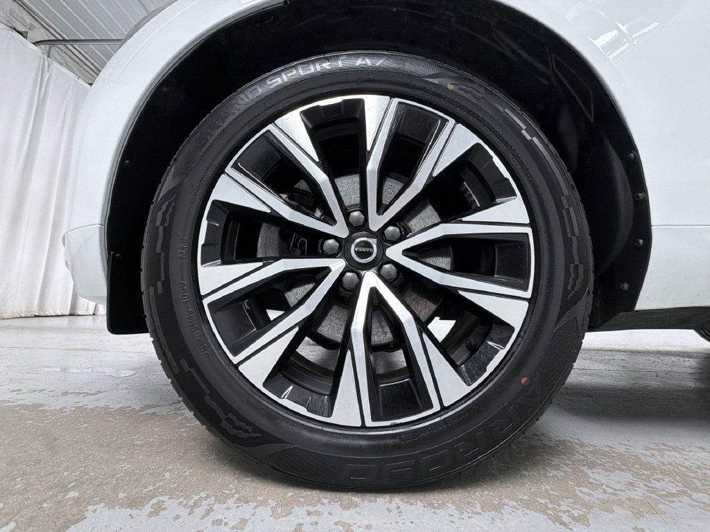 Used 2023 Volvo XC60 B5 Core w/ Climate Package AWD/4WD image 14