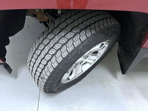 Used 2018 Chevrolet Silverado 1500 LT w/ All Star Edition image 23