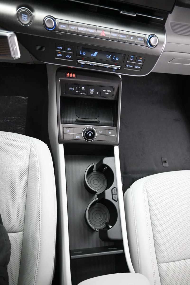 New 2026 Hyundai Kona SEL Premium AWD/4WD image 22