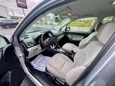 Used 2018 Subaru Forester 2.5i w/ Alloy Wheel Package AWD/4WD image 10