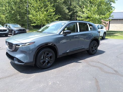 New 2026 MAZDA CX-5 2.5 S w/ Premium Package AWD/4WD image 24