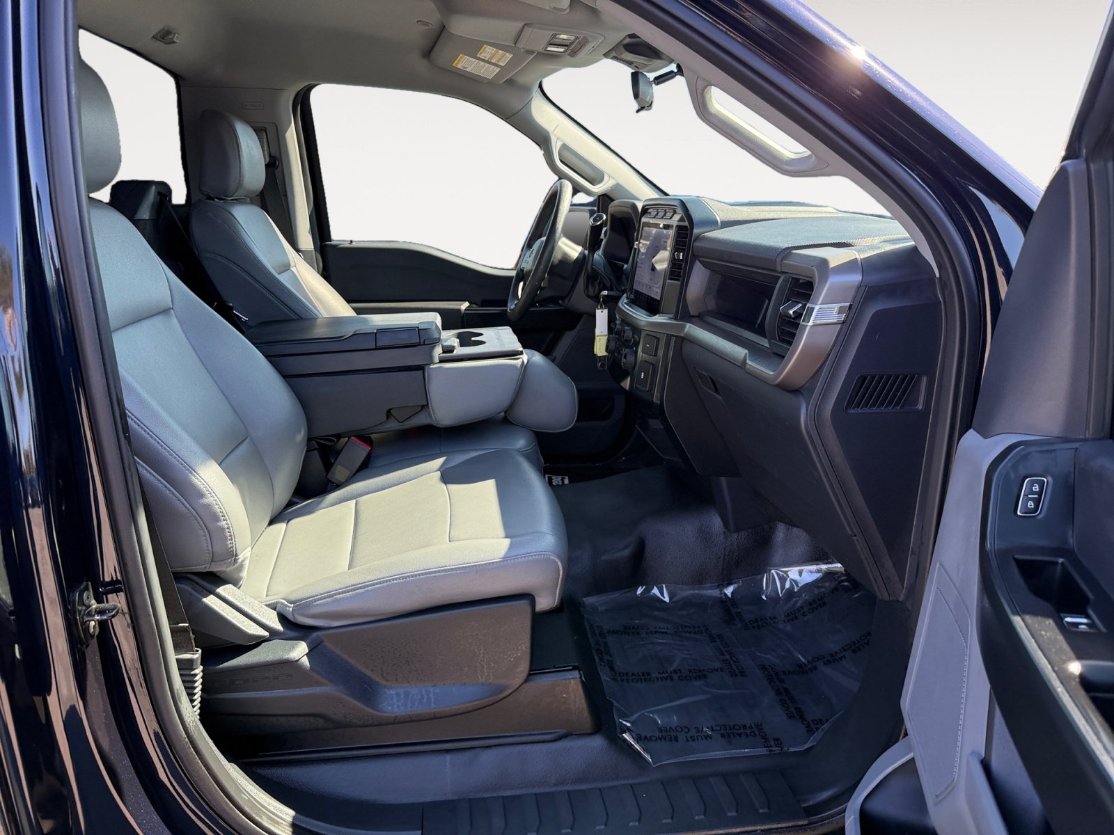 Used 2024 Ford F150 XL w/ Equipment Group 103A High RWD image 19
