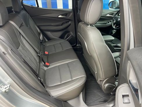 Used 2025 Buick Encore GX Avenir w/ Avenir Convenience Package FWD image 6