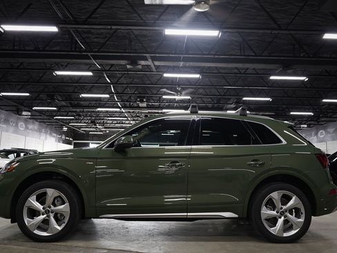 Used 2023 Audi Q5 2.0T Prestige w/ Prestige Package AWD/4WD image 2