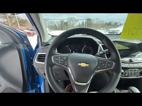 Used 2024 Chevrolet Equinox Premier image 11
