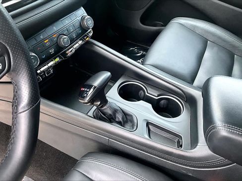Used 2022 Dodge Durango GT AWD/4WD image 17