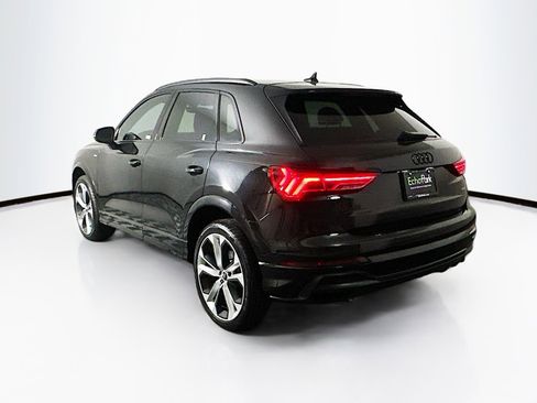 Used 2021 Audi Q3 2.0T Premium w/ Convenience Package image 5