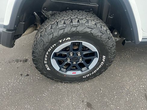 Used 2019 Jeep Wrangler Unlimited Rubicon AWD/4WD image 11