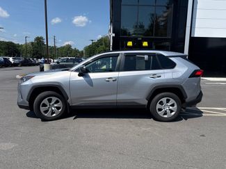 Used 2020 Toyota RAV4 LE w/ All Weather Liner Package AWD/4WD video 2