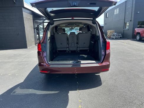Used 2019 Honda Odyssey Elite image 11
