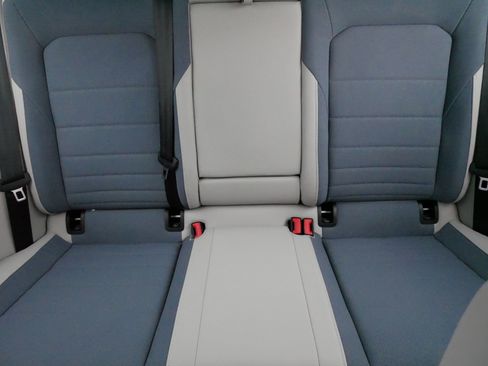 Used 2025 Volkswagen Jetta SE w/ Sunroof Package FWD image 13