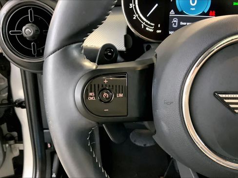 Used 2024 MINI Cooper S FWD image 23