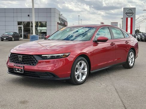 Used 2023 Honda Accord LX image 6