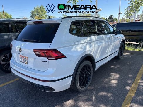 Used 2022 Volkswagen Tiguan SE R-Line AWD/4WD image 3