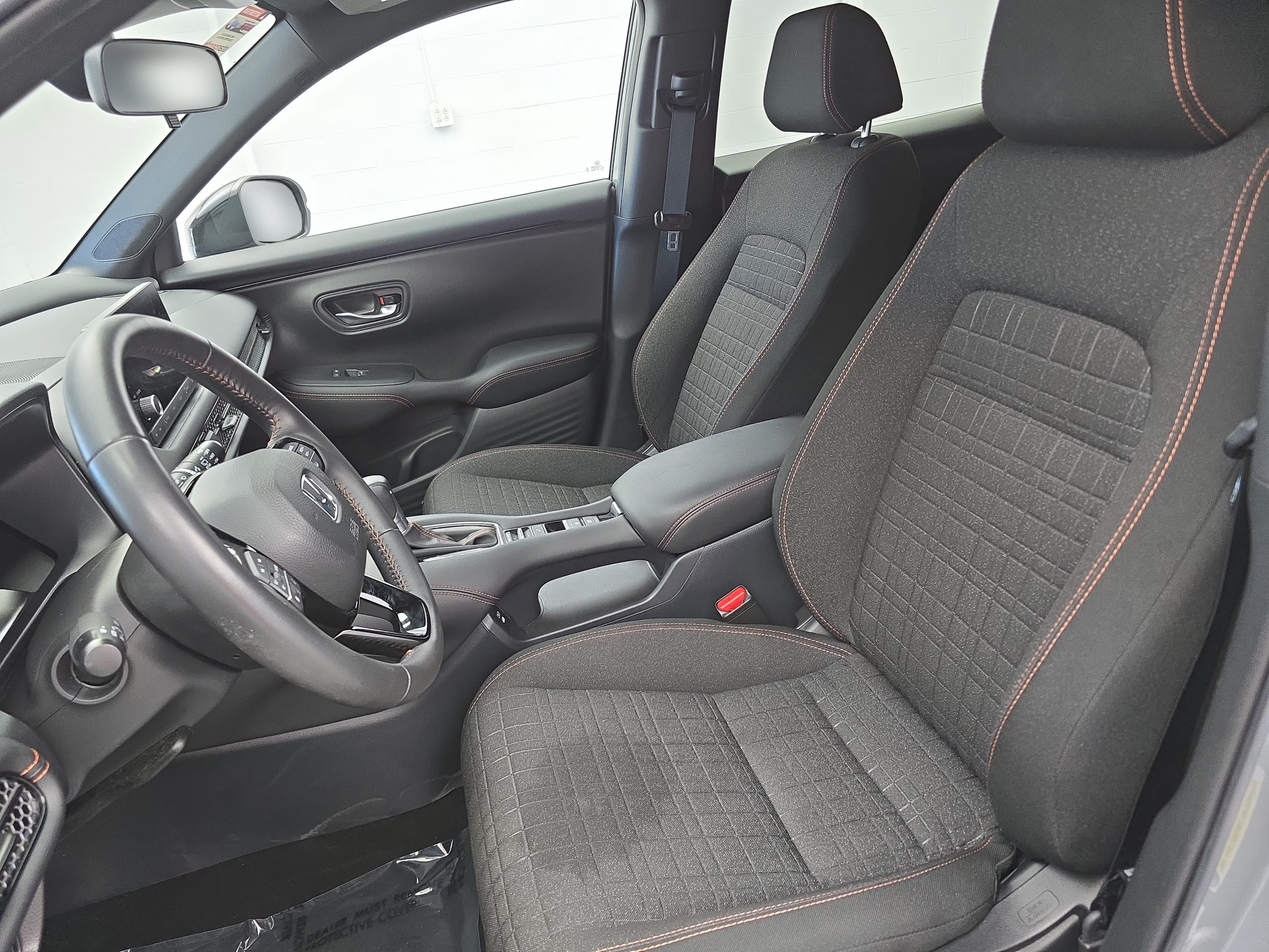 Used 2025 Honda HR-V Sport image 14