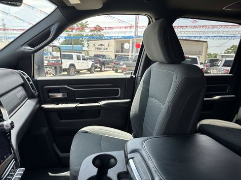 Used 2026 RAM 2500 Big Horn AWD/4WD image 15