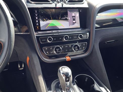 Certified 2023 Bentley Bentayga Speed AWD/4WD image 19