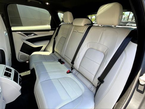New 2026 Jaguar F-PACE R-Dynamic S image 10
