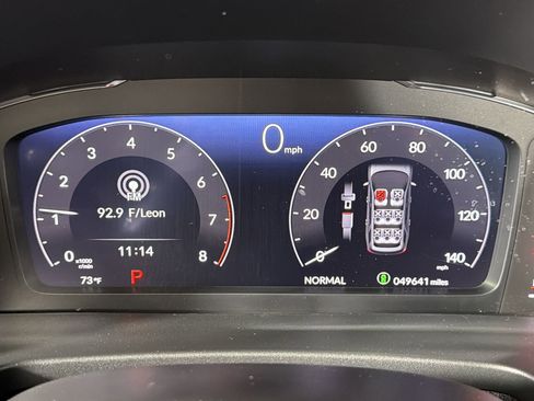 Used 2023 Honda Pilot Elite image 16