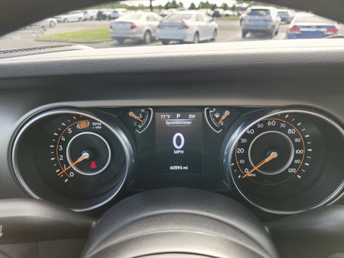 Used 2018 Jeep Wrangler Unlimited Sport AWD/4WD image 26