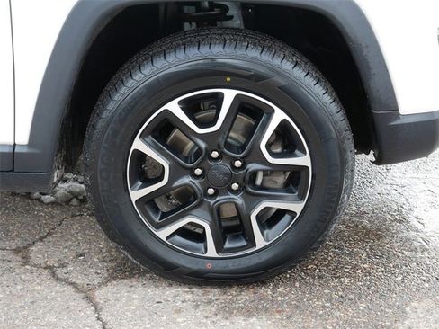 Used 2019 Jeep Compass Trailhawk w/ Leather Interior Group image 9