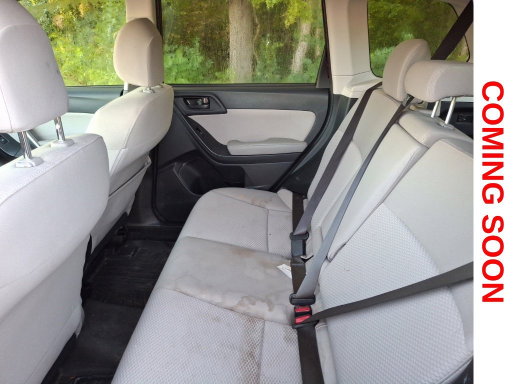 Used 2016 Subaru Forester 2.5i Premium w/ All-Weather Package AWD/4WD image 11