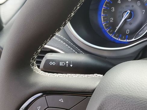 New 2026 Chrysler Pacifica Limited w/ S Appearance Package image 12