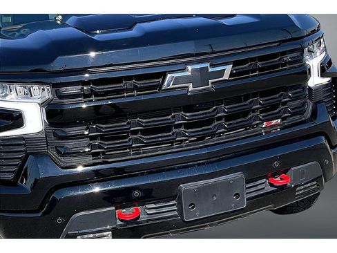 Used 2024 Chevrolet Silverado 1500 LT Trail Boss w/ LT Trail Boss Premium Package AWD/4WD image 34
