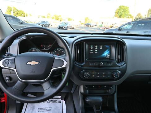 Used 2018 Chevrolet Colorado W/T w/ WT Convenience Package RWD image 24