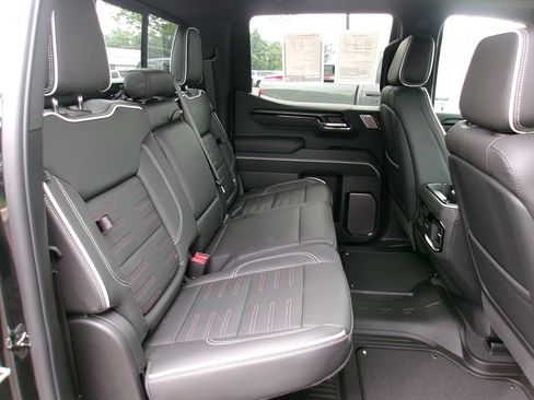 Used 2026 GMC Sierra 1500 AT4X AWD/4WD image 10