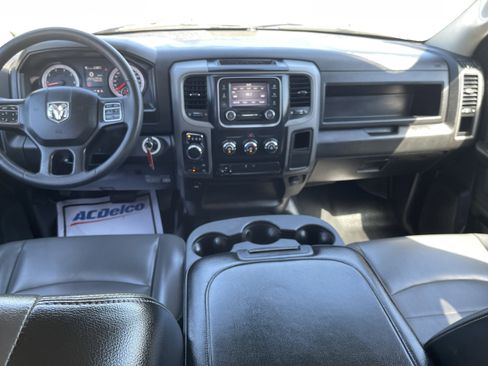 Used 2022 RAM 1500 Tradesman w/ Chrome Appearance Group AWD/4WD image 15