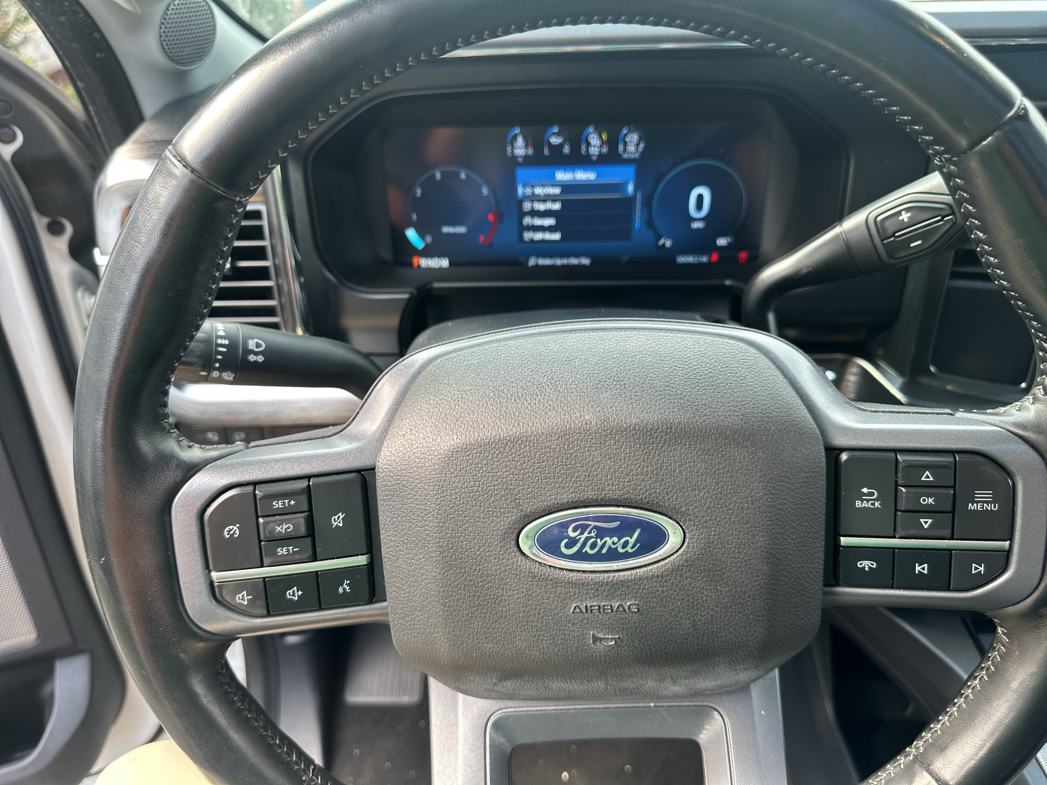 Used 2023 Ford F250 Lariat w/ Sport Appearance Package AWD/4WD image 21