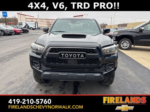 Used 2019 Toyota Tacoma TRD Pro image 2