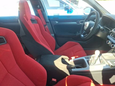 Used 2023 Honda Civic Type R image 10