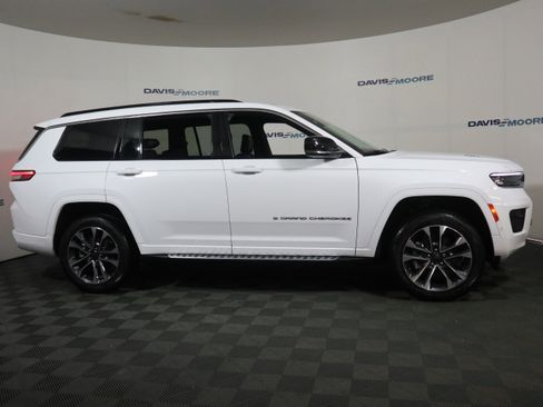 New 2025 Jeep Grand Cherokee L Overland image 4