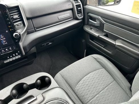 Certified 2025 RAM 2500 Big Horn AWD/4WD image 23