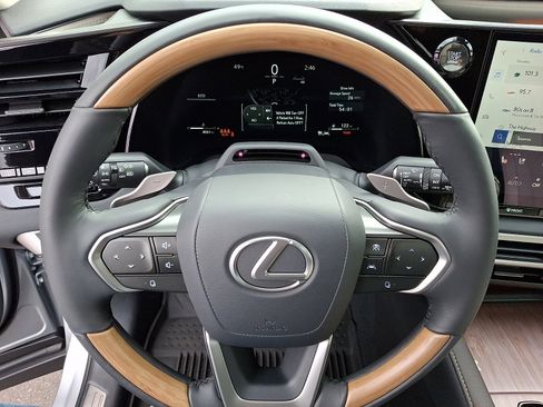 Used 2025 Lexus RX 350 AWD w/ Convenience Package image 20