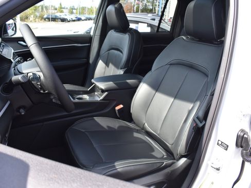 New 2026 Jeep Grand Cherokee Limited Reserve image 27