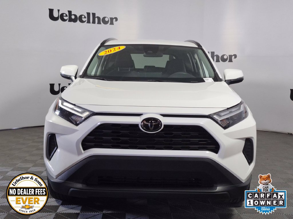 Used 2024 Toyota RAV4 XLE FWD image 2