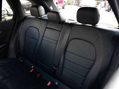 Used 2020 Mercedes-Benz GLC 300 image 29
