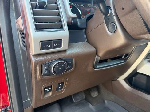 Used 2018 Ford F150 King Ranch w/ Equipment Group 601A Luxury AWD/4WD image 21
