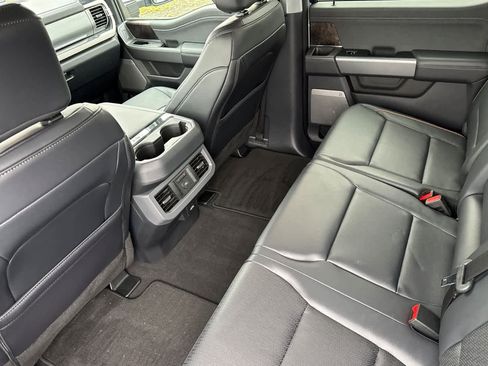 Certified 2025 Ford F350 Lariat w/ Lariat Ultimate Package image 4