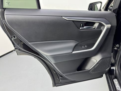 Used 2024 Toyota RAV4 XLE Premium image 42